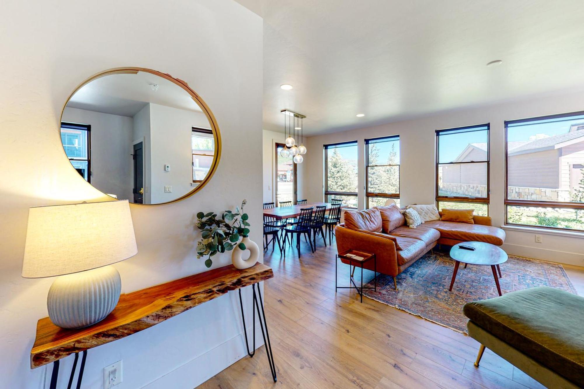 Blue River Flats Condos Силверторн Номер фото